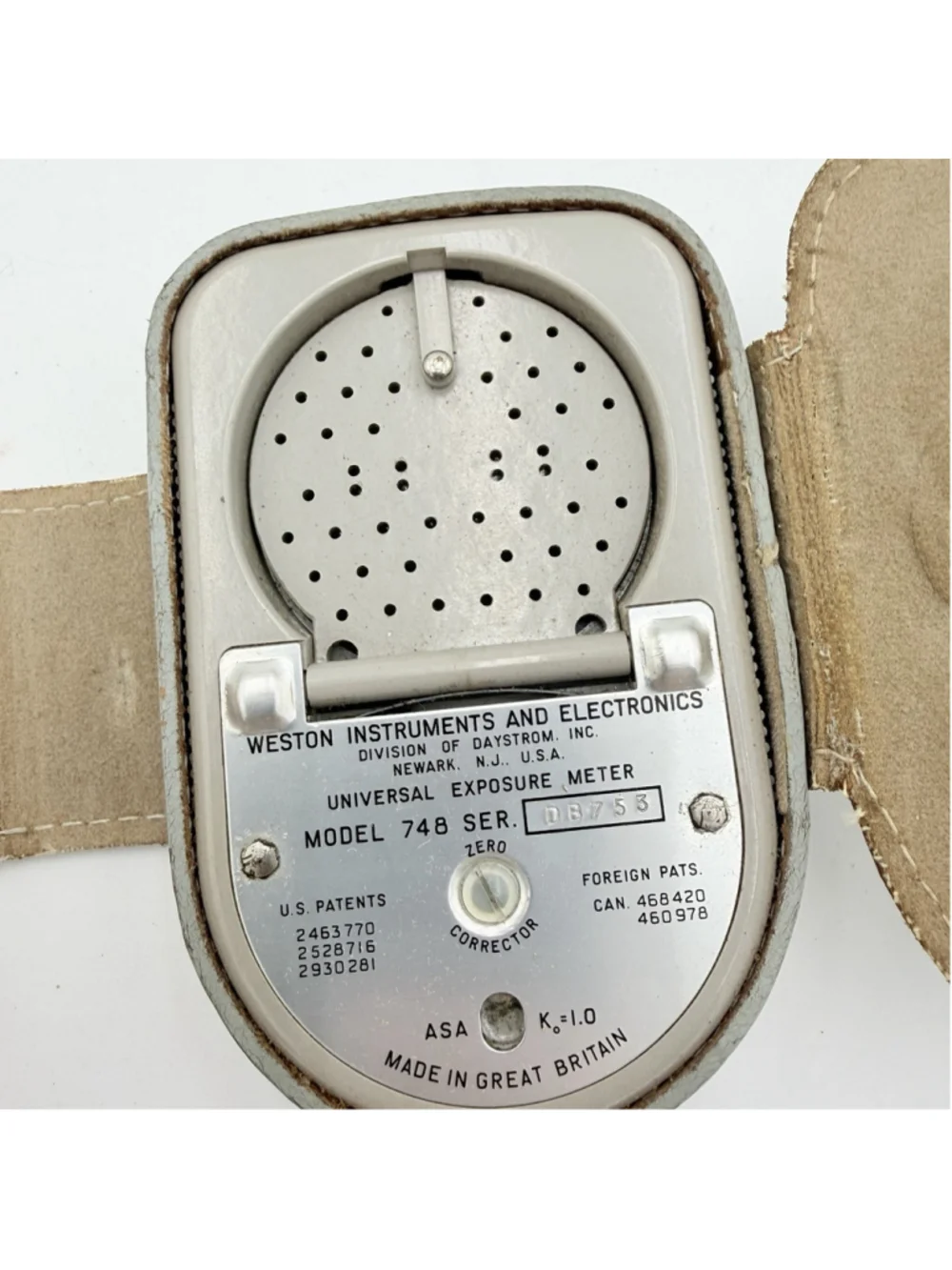 Weston Master V Model 748 Universal Exposure Light Meter w/ Case